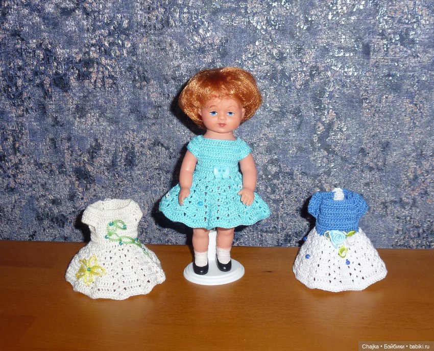 Вязаные платья на кукол Tebu, ГДР, 16 см