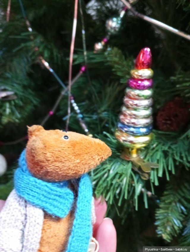 Лис Люк на выставке винтажных ёлочных игрушек (фото 8)