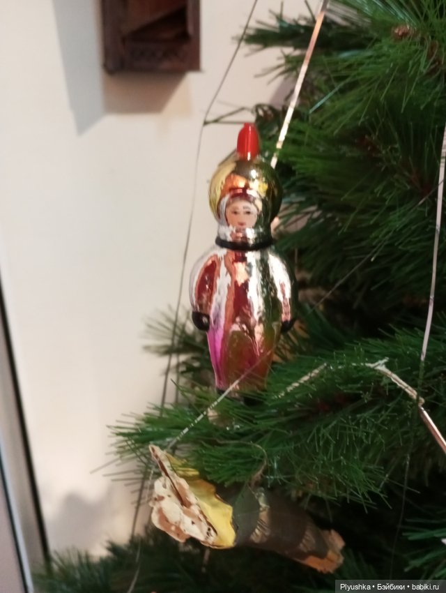 Лис Люк на выставке винтажных ёлочных игрушек (фото 6)