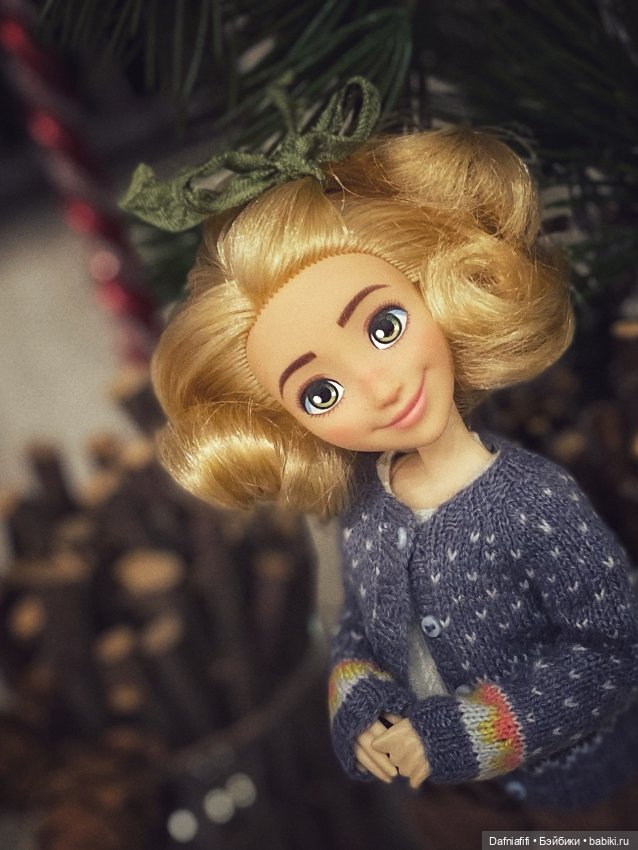 Предновогоднее — Куклы Disney Animators и Принцессы Диснея: Disney Store (фото 9)