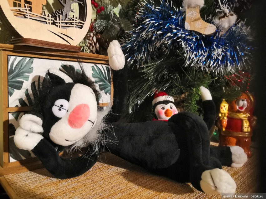 Кот и ёлка — Интересные игрушки и фигурки (разное): редкие