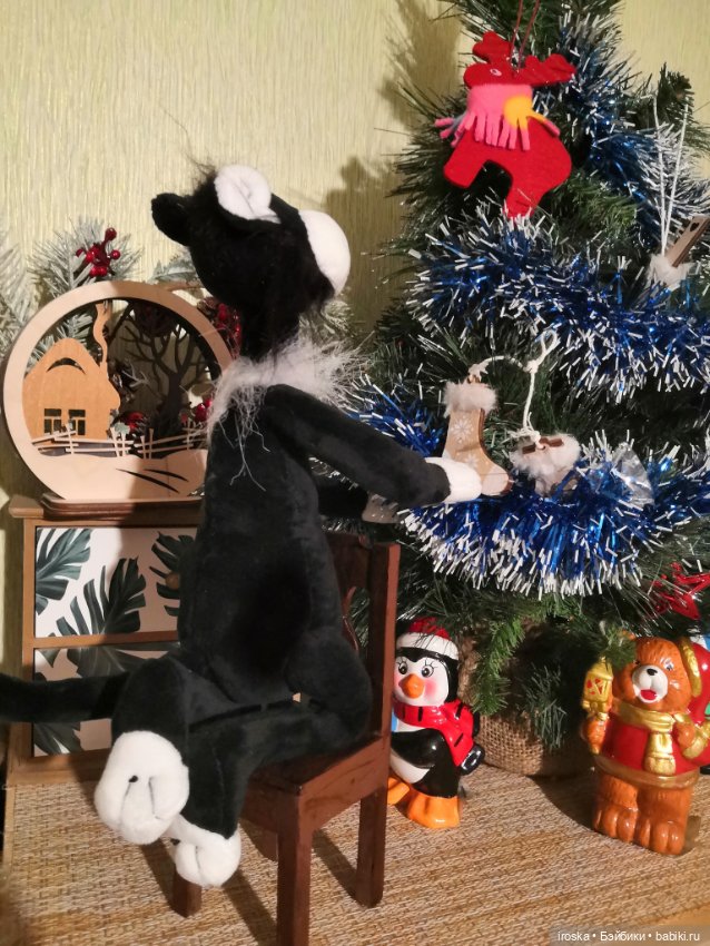 Кот и ёлка — Интересные игрушки и фигурки (разное): редкие