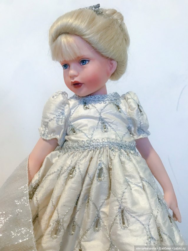 Cinderella Robert Tonner, Золушки-близняшки