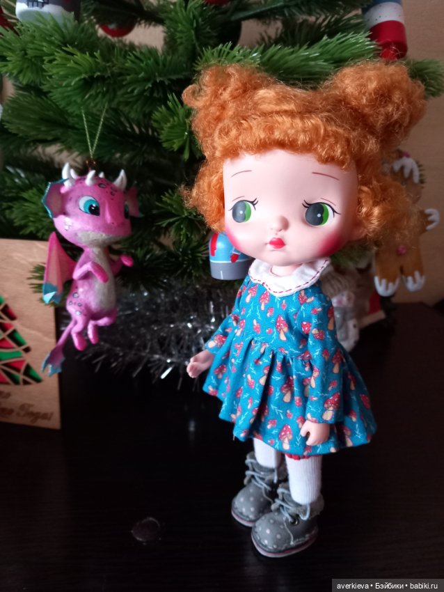 Теперь она нарядная — Азиатские виниловые куклы (разное): Китай