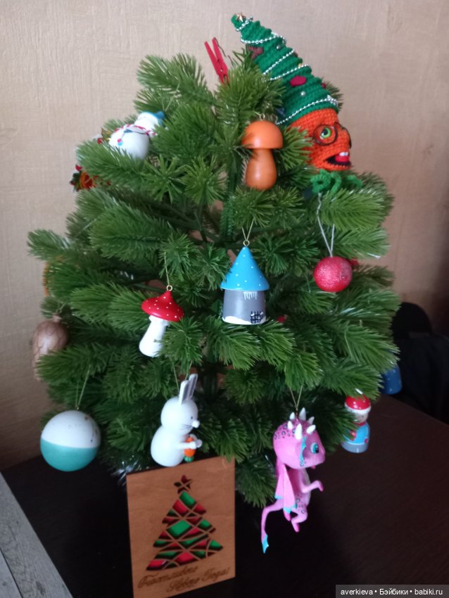 Теперь она нарядная — Азиатские виниловые куклы (разное): Китай