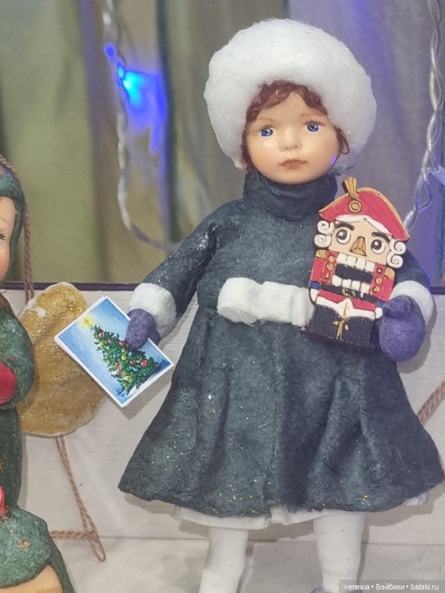 Выставка новогодние подарки. Куклы на Тишинке