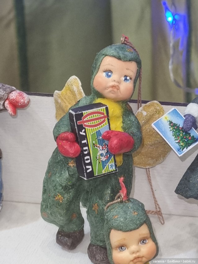 Выставка новогодние подарки. Куклы на Тишинке