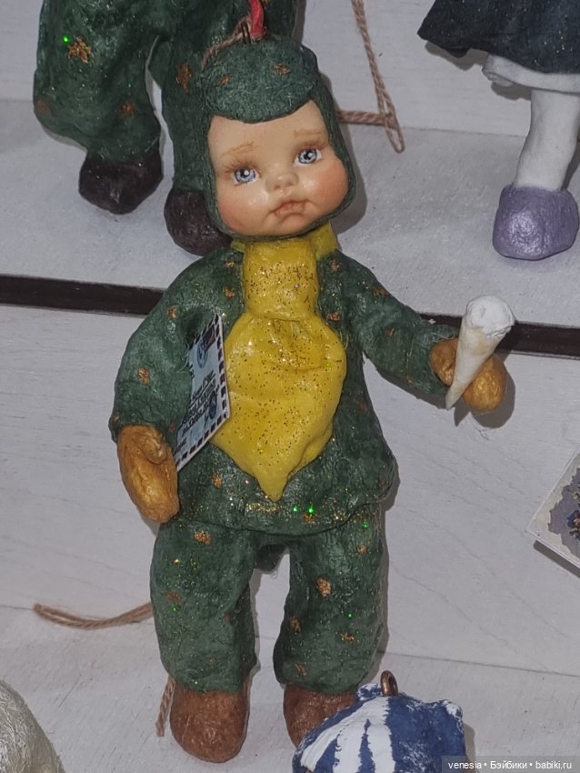 Выставка новогодние подарки. Куклы на Тишинке