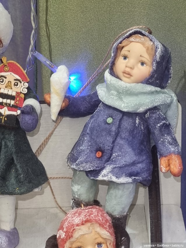 Выставка новогодние подарки. Куклы на Тишинке