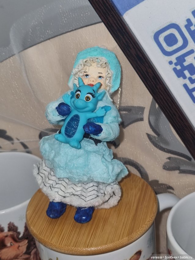 Выставка новогодние подарки. Куклы на Тишинке