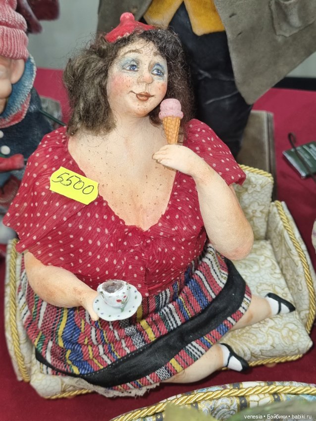 Новогодня выставка на Тишинке -2