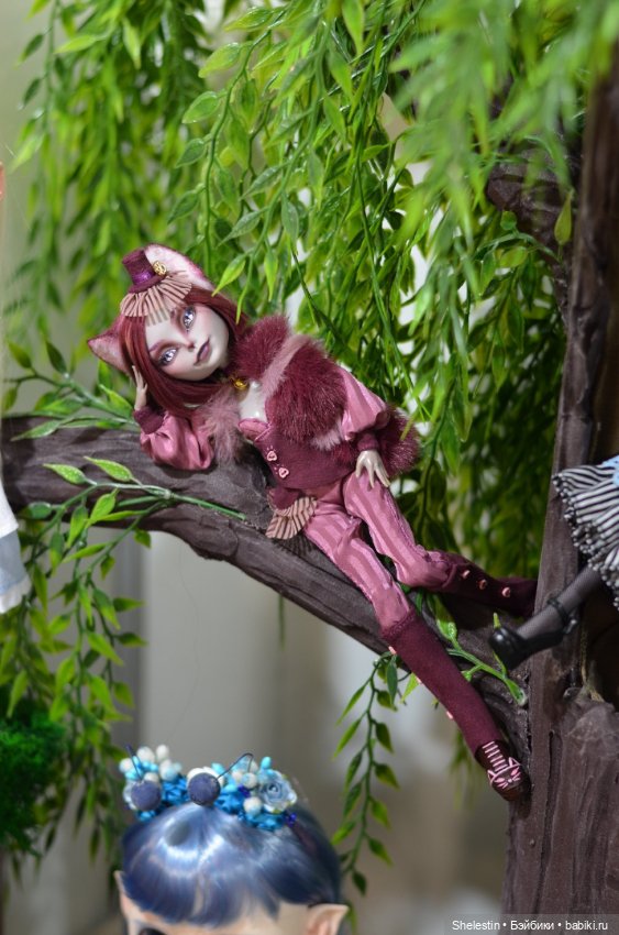 Стенд Арт проект: Алиса, сквозь зеркала (фото 9)