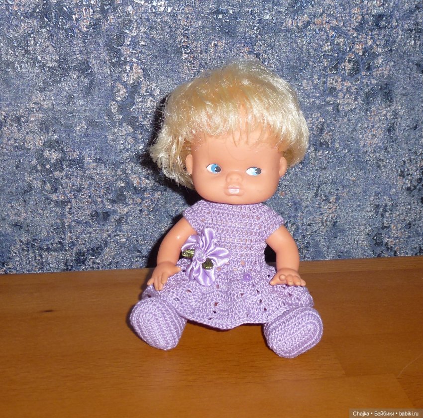 Вязаные платья на кукол Kiss me и Косолапки, ГДР, 17 и 18 см (фото 9)