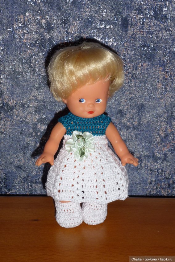 Вязаные платья на кукол Kiss me и Косолапки, ГДР, 17 и 18 см