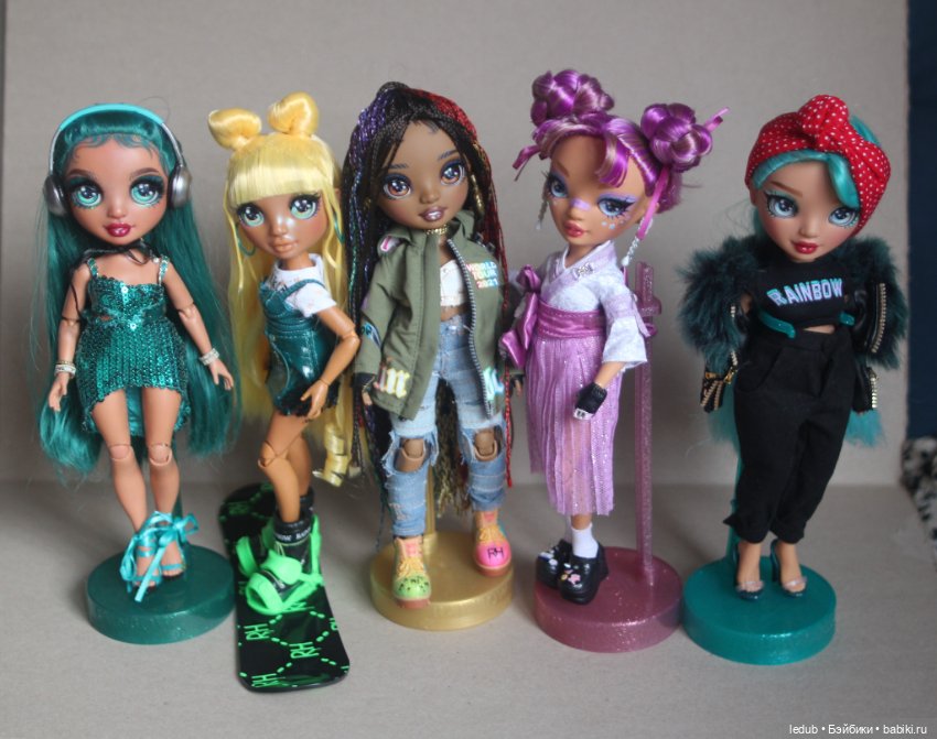 Новенькая Rainbow high Lila (фото 7)