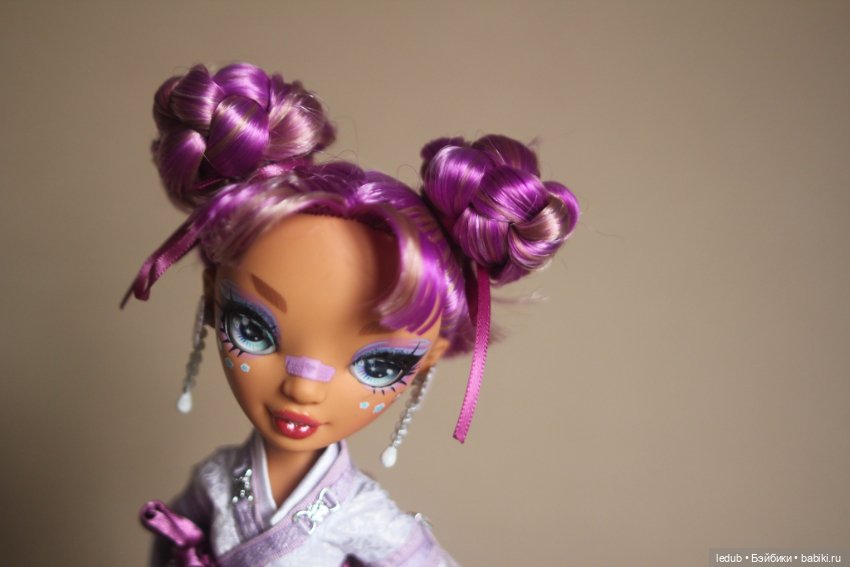 Новенькая Rainbow high Lila (фото 2)