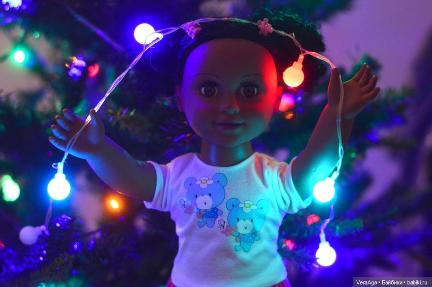 DEFAчка-негритянка у ёлки (фото 6)