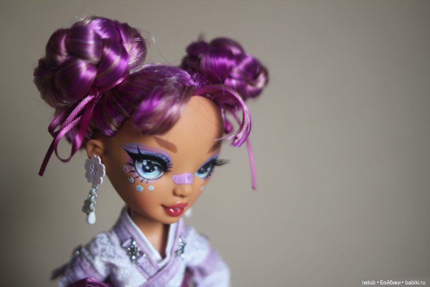 Новенькая Rainbow high Lila (фото 5)