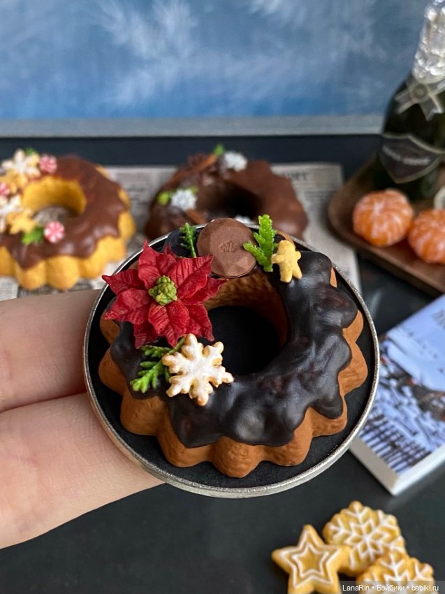 Новогодний стол в миниатюре (фото 9)