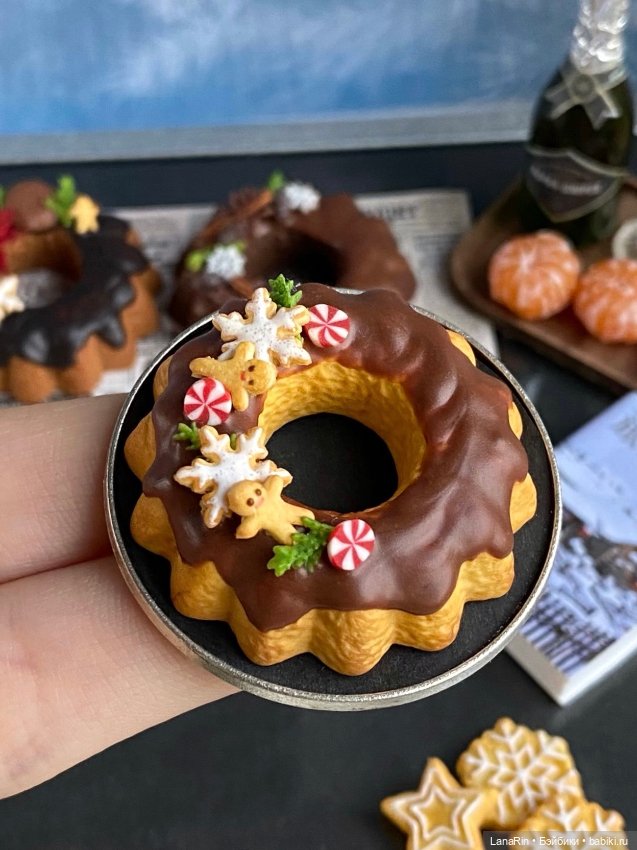 Новогодний стол в миниатюре (фото 8)