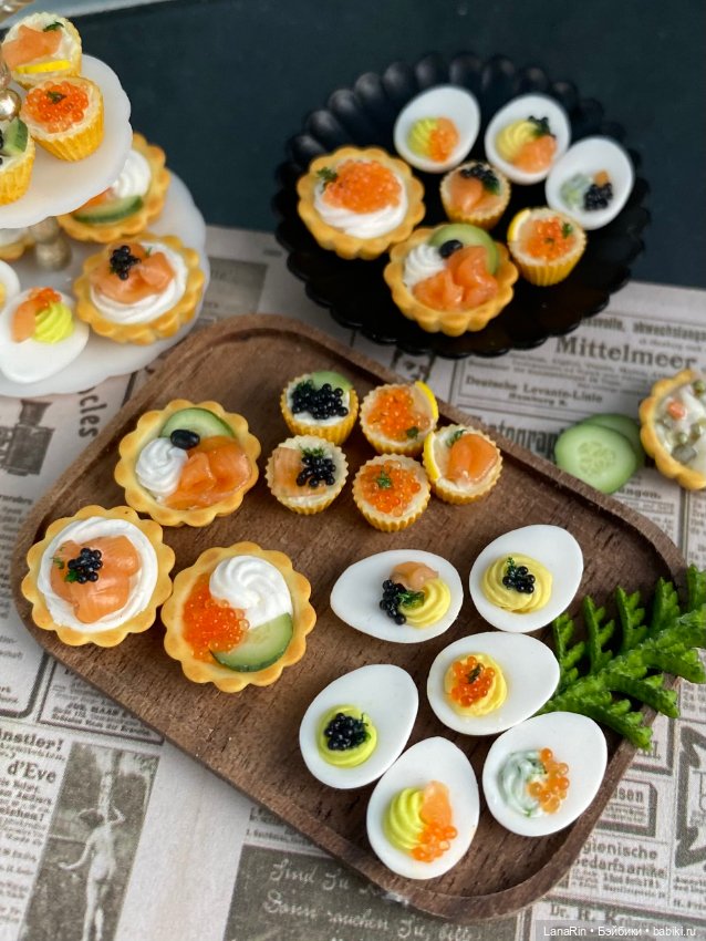 Новогодний стол в миниатюре