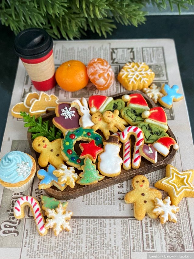 Новогодний стол в миниатюре (фото 5)