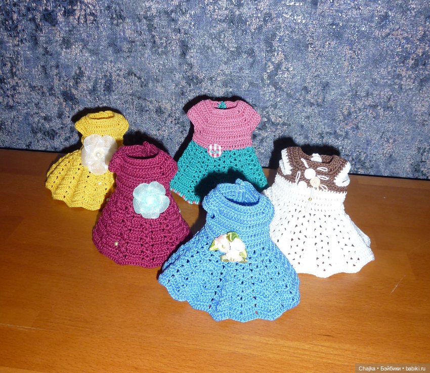 Вязаные платья на кукол Королинки мини — 20 см (Corolle mini)