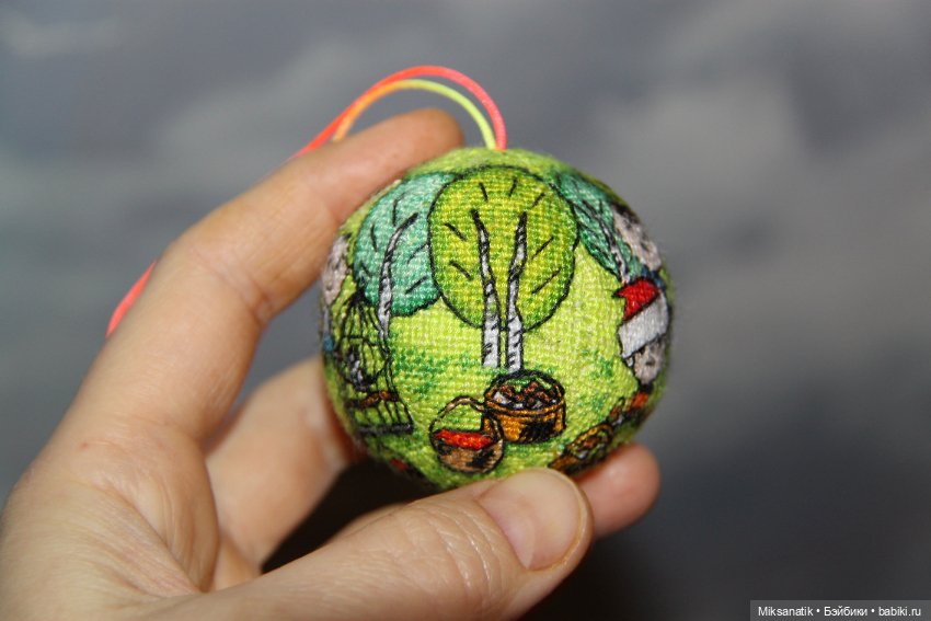 Как мы игрушки на ёлку готовили