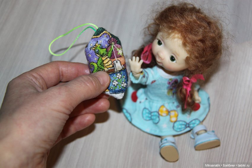 Как мы игрушки на ёлку готовили