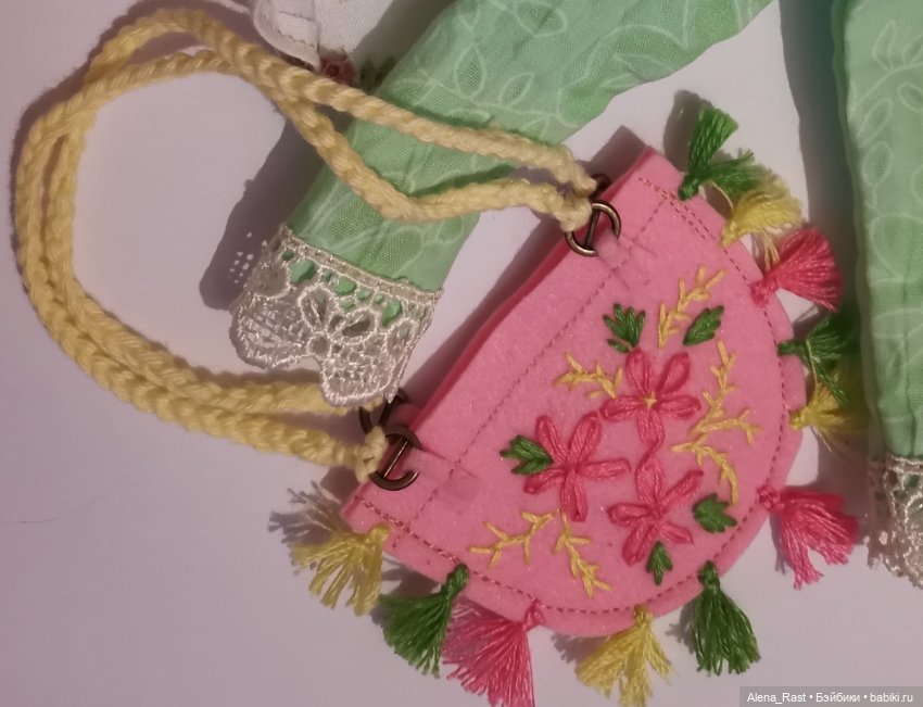 Летняя сумка из фетра 1:6 (фото 6)