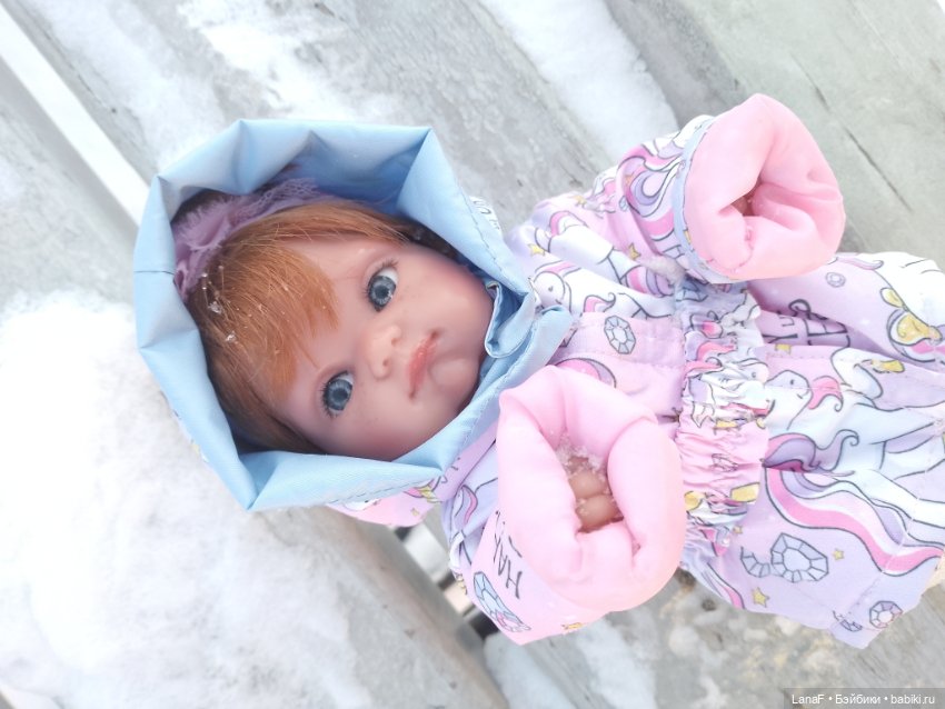 Поздравления с НГ от Мелиссы (куколка Антонио Хуан)