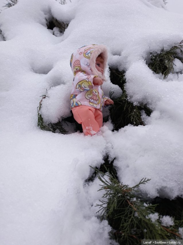 Поздравления с НГ от Мелиссы (куколка Антонио Хуан)