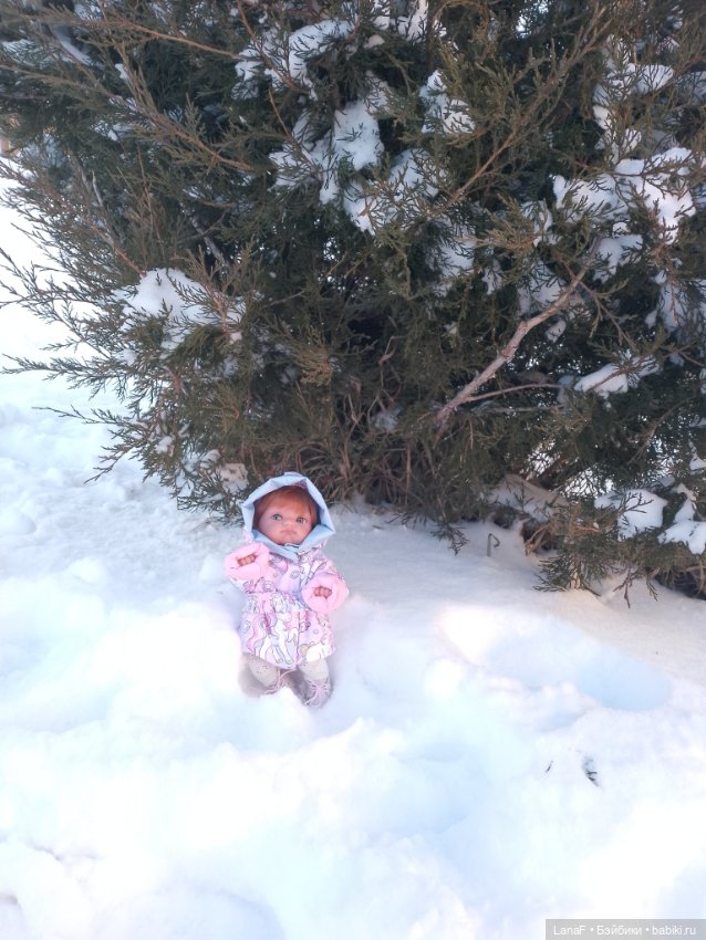 Поздравления с НГ от Мелиссы (куколка Антонио Хуан)