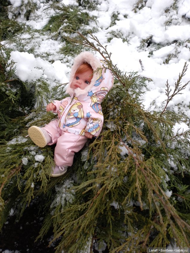 Поздравления с НГ от Мелиссы (куколка Антонио Хуан)