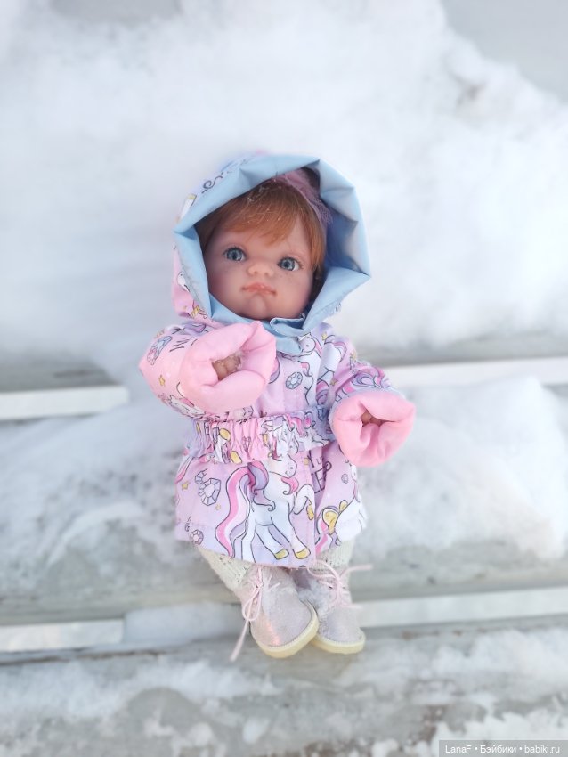 Поздравления с НГ от Мелиссы (куколка Антонио Хуан)