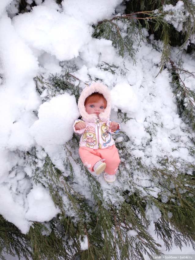 Поздравления с НГ от Мелиссы (куколка Антонио Хуан)