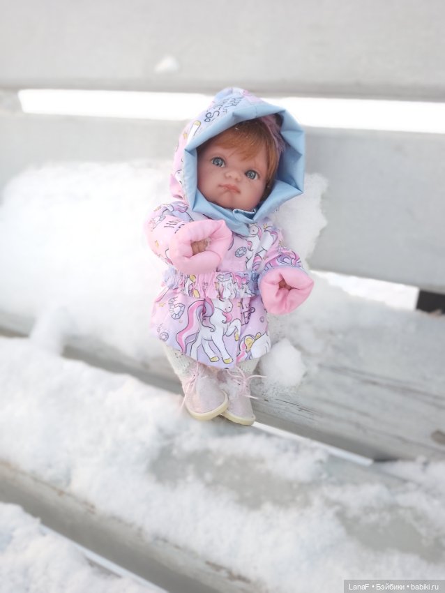 Поздравления с НГ от Мелиссы (куколка Антонио Хуан)