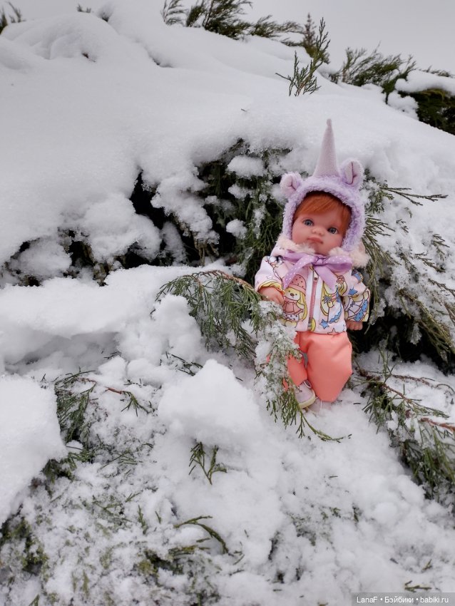 Поздравления с НГ от Мелиссы (куколка Антонио Хуан)