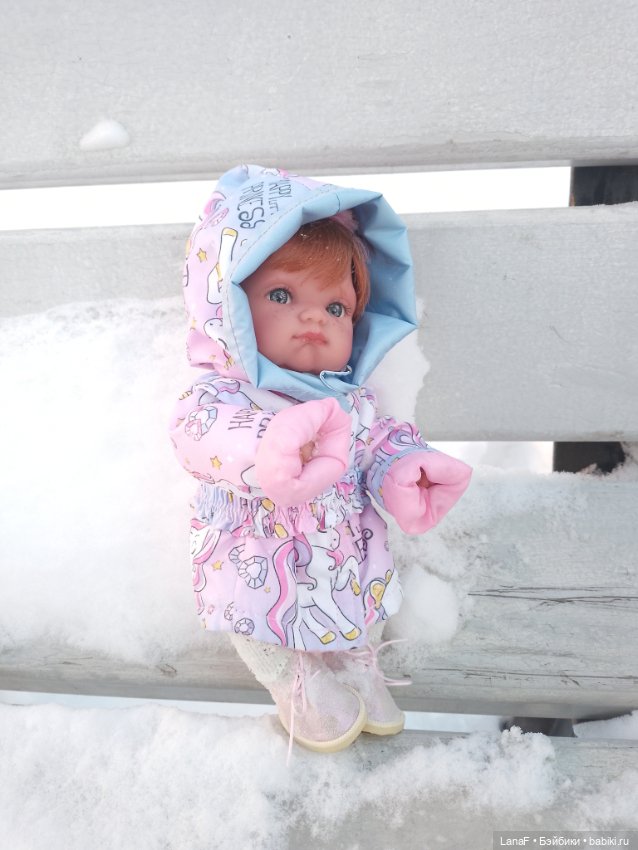 Поздравления с НГ от Мелиссы (куколка Антонио Хуан)