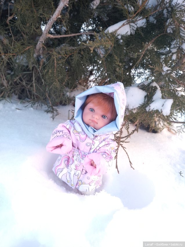 Поздравления с НГ от Мелиссы (куколка Антонио Хуан)