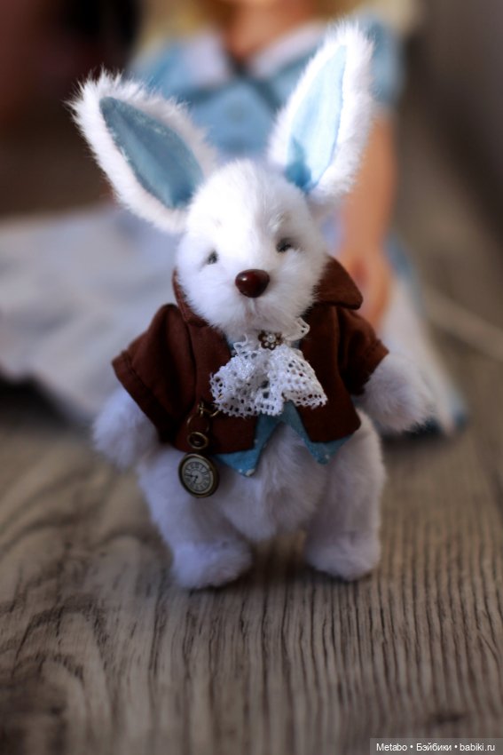 Алиса и Белый Кролик — Одежда и обувь для кукол своими руками: фото