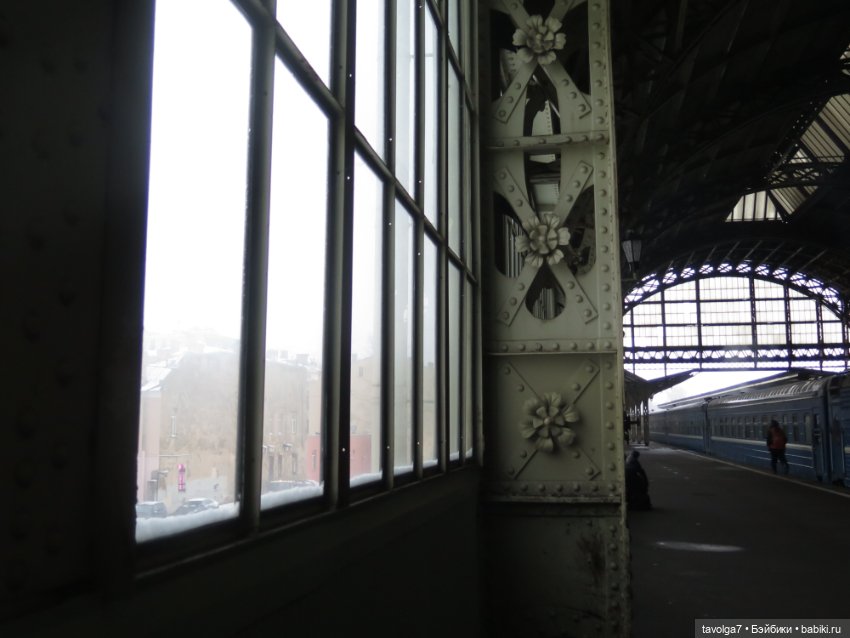 Йоль как надо! Витебский вокзал в Санкт-Петербурге и Эльфиский Принц