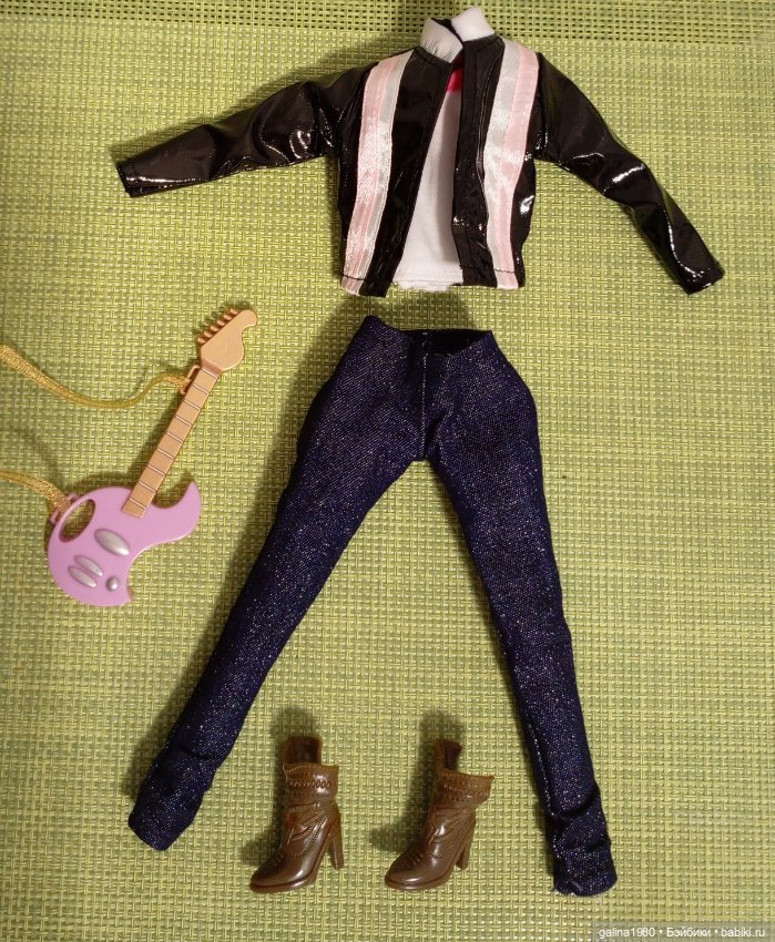 Обзор на куклу Айя - Кудрявая мулатка