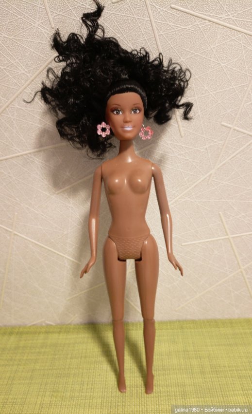 Обзор на куклу Айя - Кудрявая мулатка (фото 6)