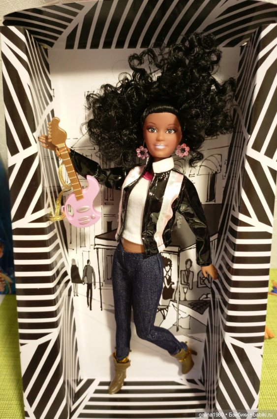 Обзор на куклу Айя - Кудрявая мулатка (фото 2)
