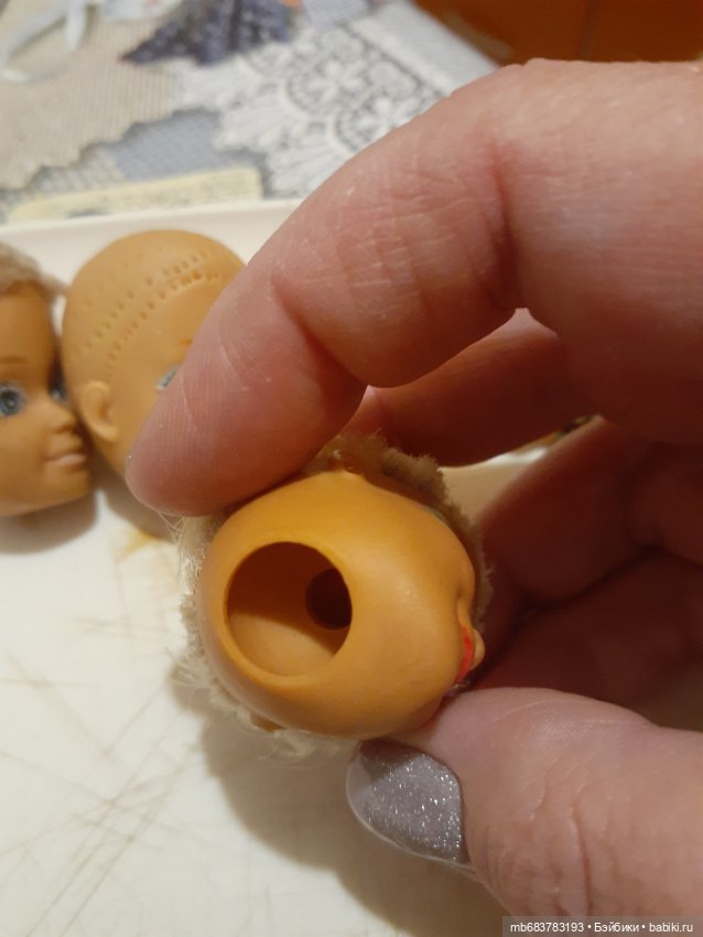 Три головки под окном — Аналоги Барби и куклы 1/6: клоны 90 (фото 2)