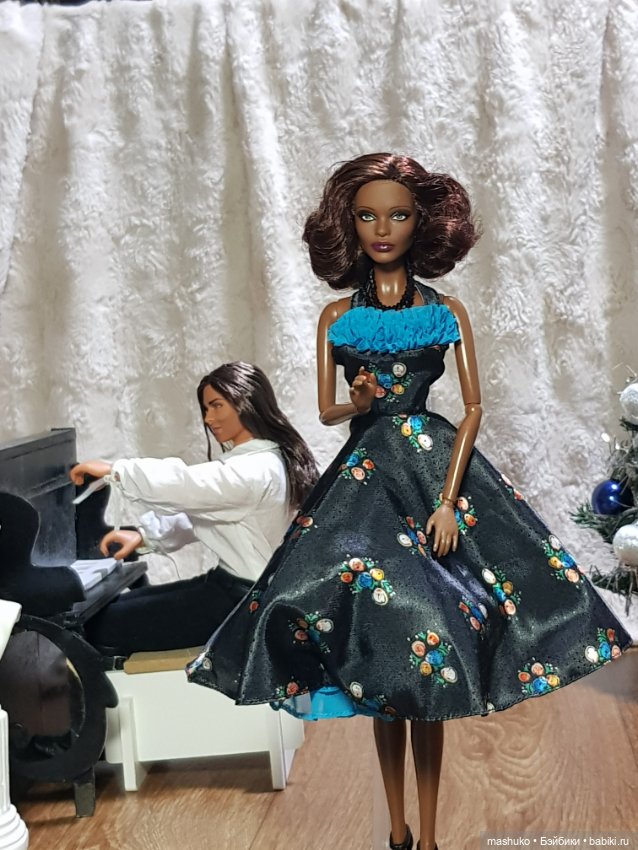 Новогодняя телепрограмма на Первом всемирном канале Бэйбики