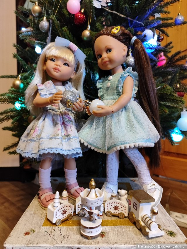 С Новым годом от моих куклосемеек (фото 7)