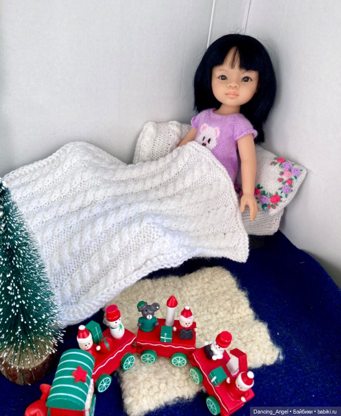 Эмма и комплект для сна — Куклы Paola Reina (Паола Рейна): новинки (фото 7)