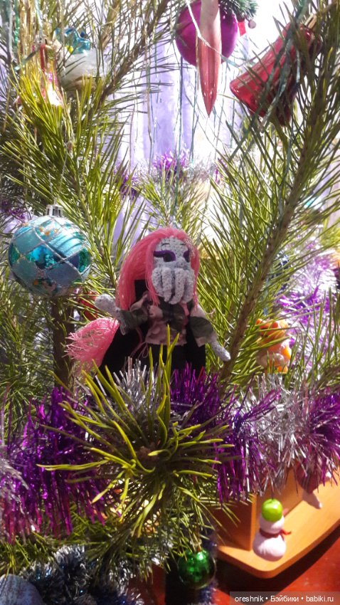 Повязунчики на ёлке 🎄😘🎉 — Авторские вязаные куклы: интерьерные (фото 5)